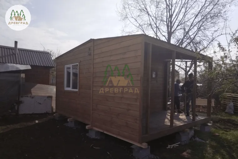 Баня 3 × 4 с терассой 2 × 4